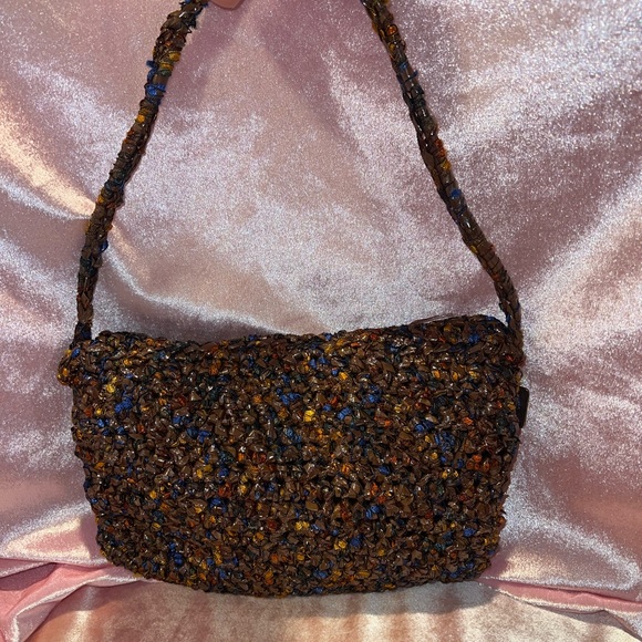Handmade Plastic bag and string purse. - Picture 7 of 9